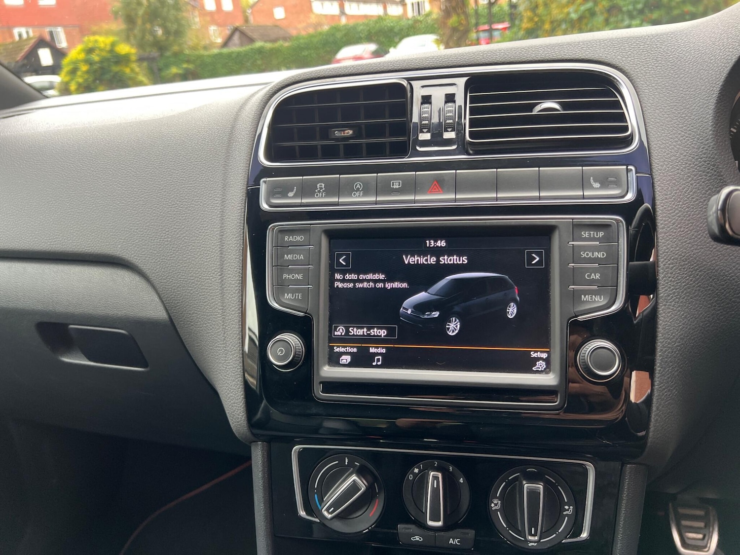 Used Volkswagen Polo 2015 for sale - 76486871: Photo 58