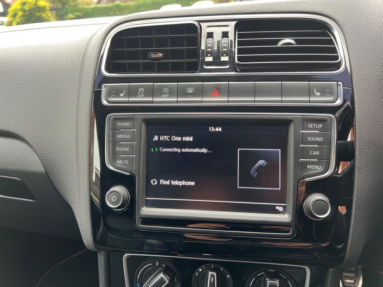 Used Volkswagen Polo 2015 for sale - 76486871: Photo 60