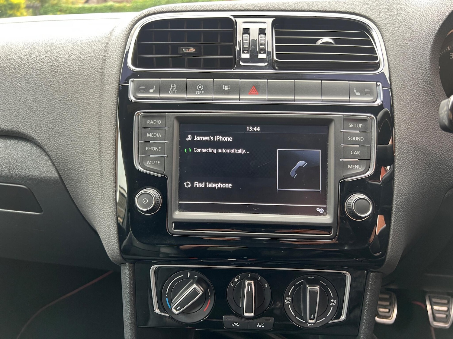 Used Volkswagen Polo 2015 for sale - 76486871: Photo 61