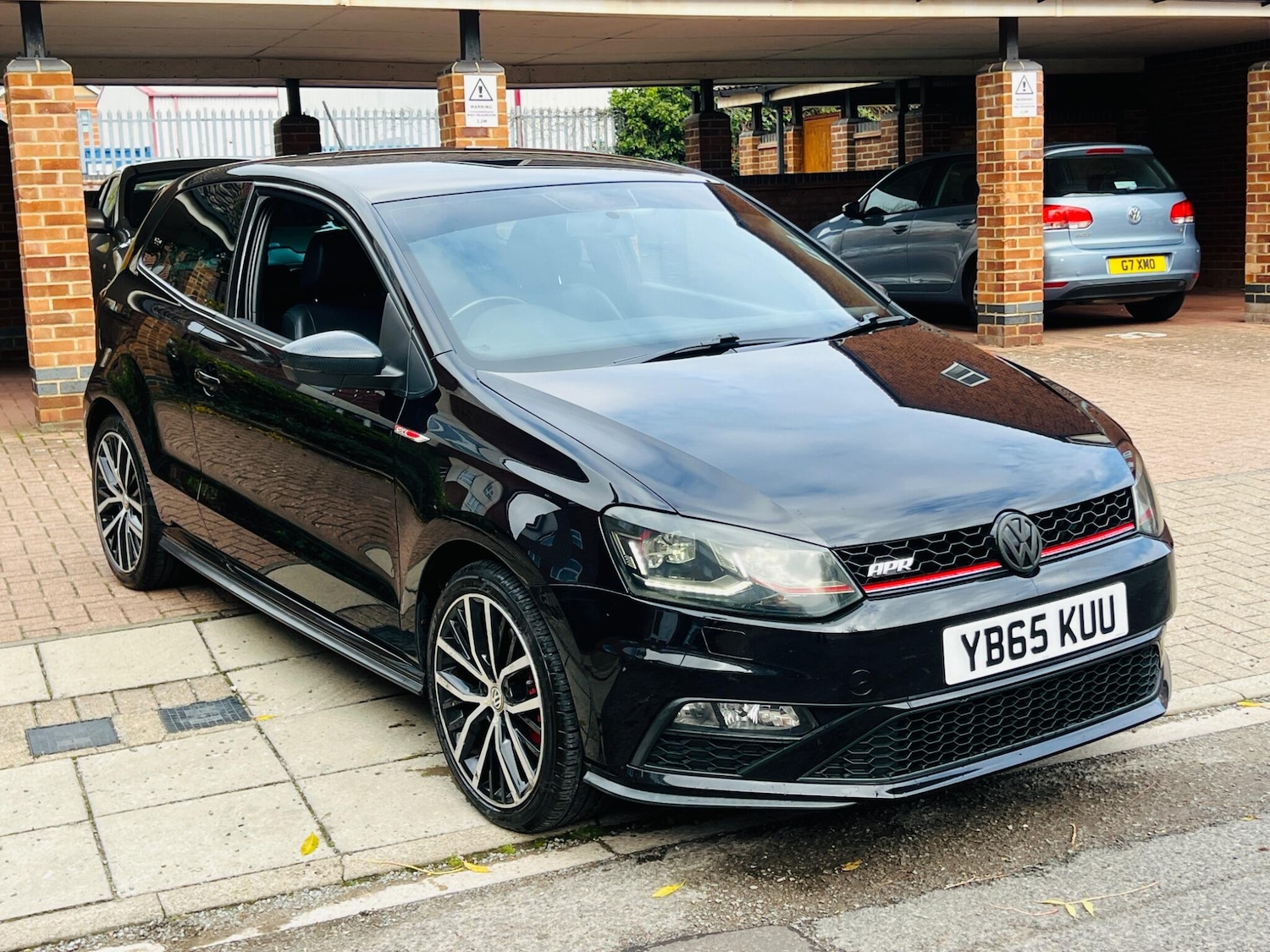 Used Volkswagen Polo 2015 for sale - 76486871: Photo 7