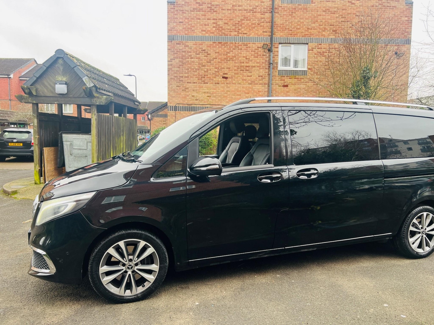 Used Mercedes-Benz V-Class 2019 for sale - 76995181: Photo 33