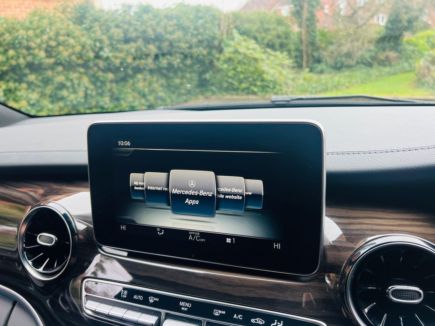 Used Mercedes-Benz V-Class 2019 for sale - 76995181: Photo 60