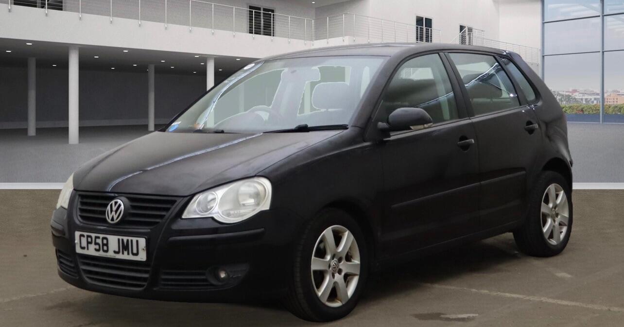 Used Volkswagen Polo for sale - 76992649: Photo 2