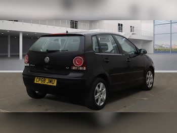 Used Volkswagen Polo 2009 for sale - 76992649: Photo
