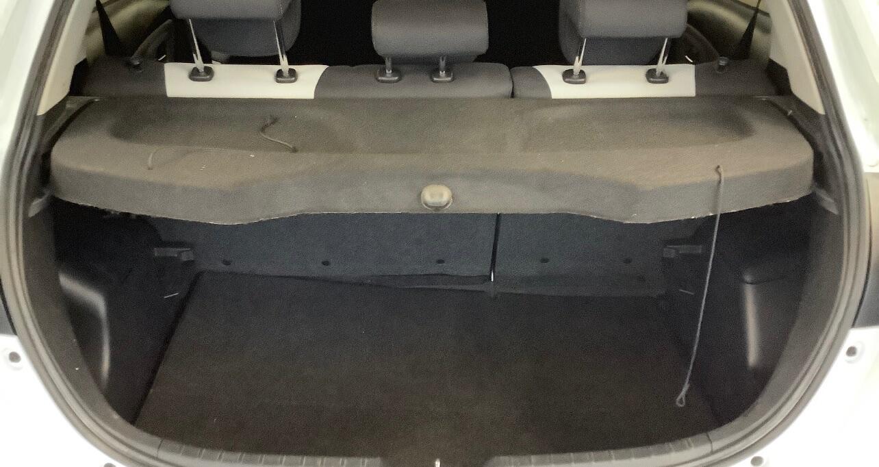 Used Toyota Yaris 2019 for sale - 76620423: Photo 11