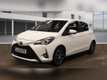 Used Toyota Yaris 2019 for sale - 76620423: Photo