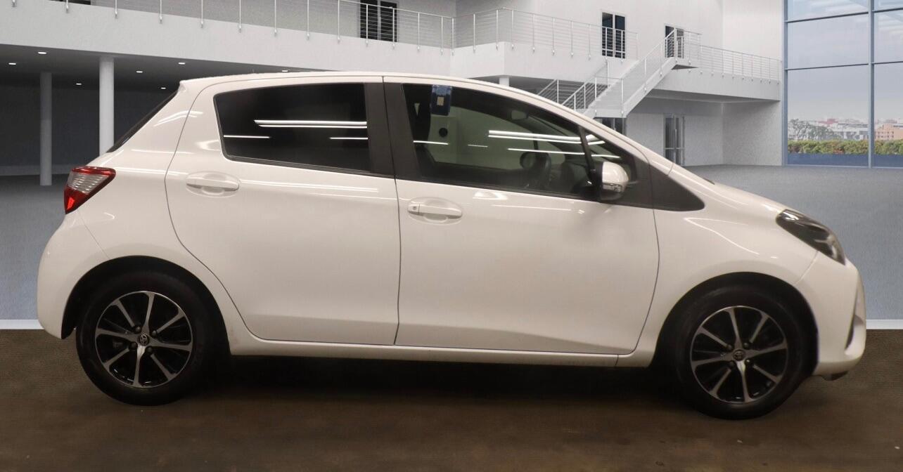Used Toyota Yaris 2019 for sale - 76620423: Photo 5