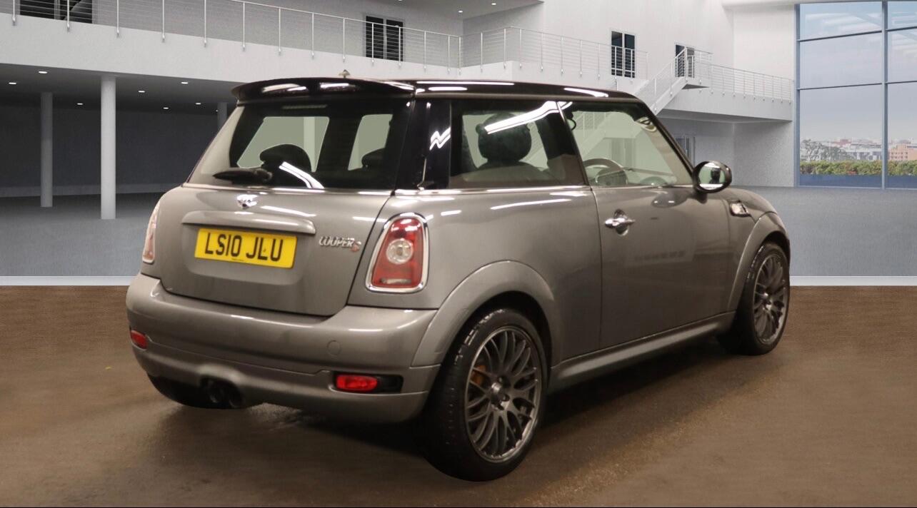 Used MINI Hatch 2010 for sale - 76499122: Photo 4