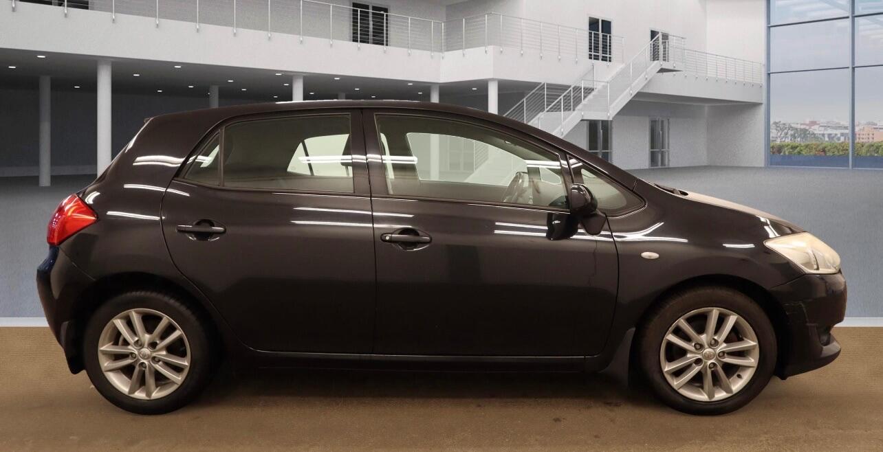 Used Toyota Auris for sale - 77020956: Photo 1