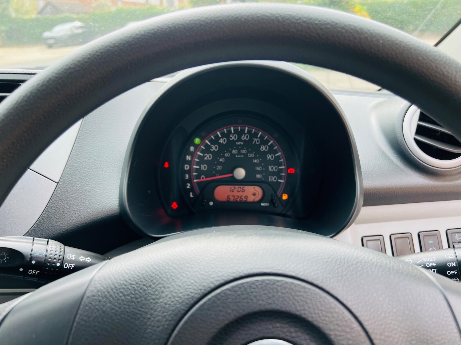 Used Nissan Pixo 2010 for sale - 76486837: Photo 29