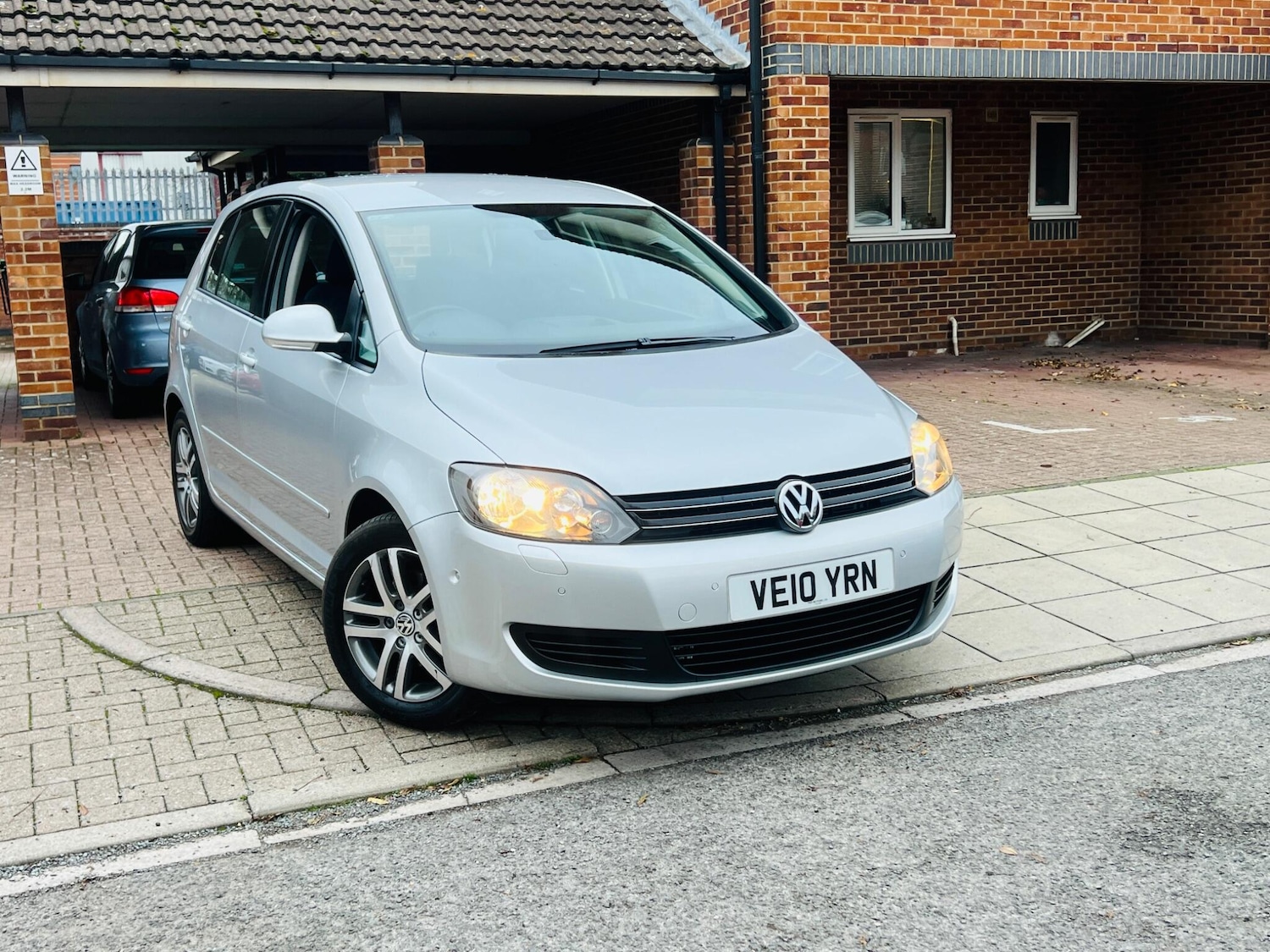 Used Volkswagen Golf Plus 2010 for sale - 76486867: Photo 11