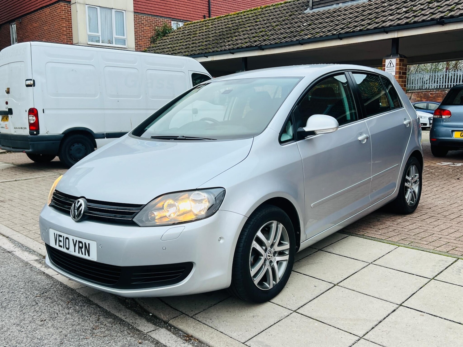 Used Volkswagen Golf Plus 2010 for sale - 76486867: Photo 12