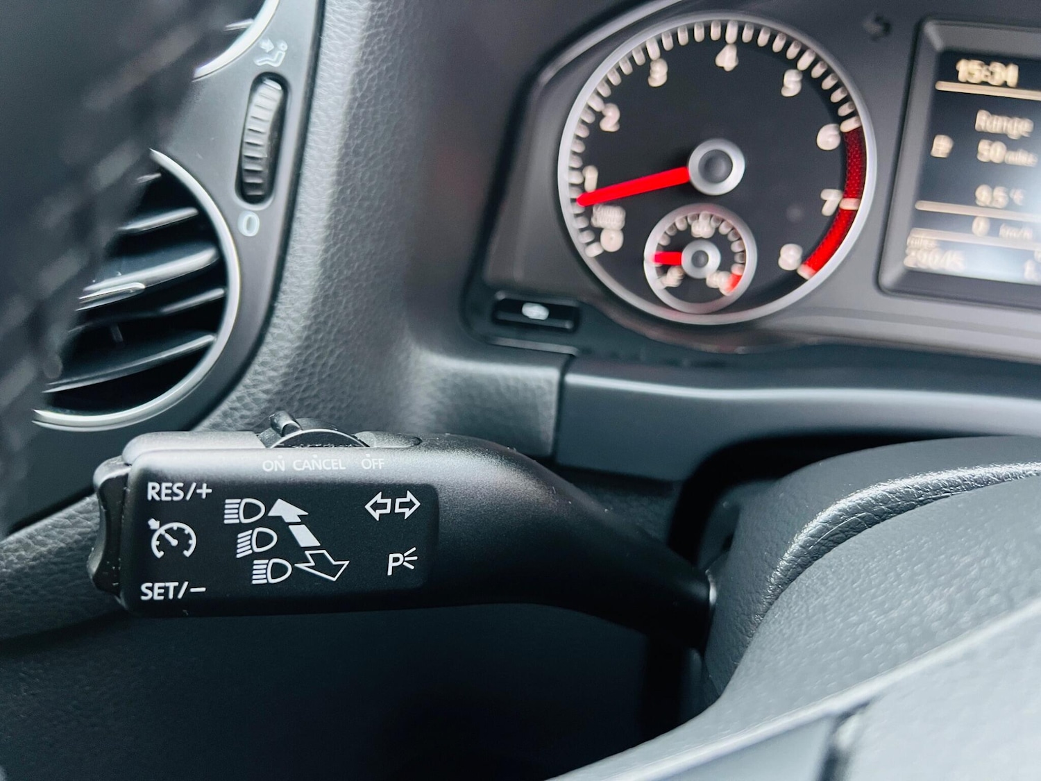 Used Volkswagen Golf Plus 2010 for sale - 76486867: Photo 32