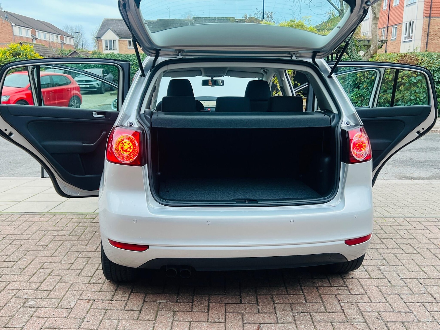 Used Volkswagen Golf Plus 2010 for sale - 76486867: Photo 41