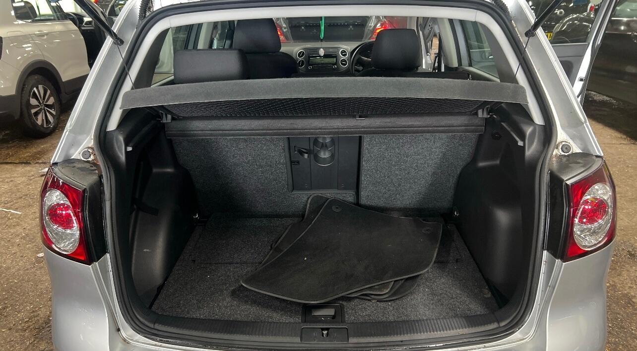 Used Volkswagen Golf Plus 2010 for sale - 76486867: Photo 7