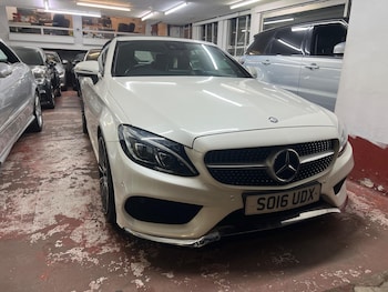 Mercedes-Benz - C Class