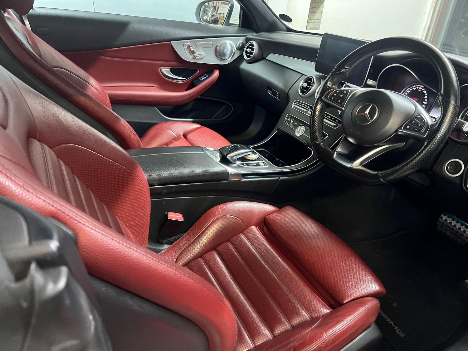 Used Mercedes-Benz C Class 2016 for sale - 76850323: Photo 3