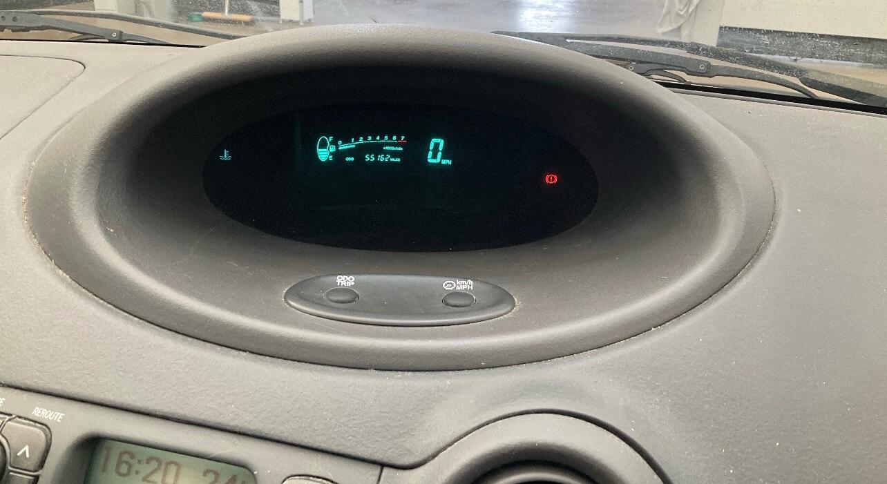 Used Toyota Yaris 2002 for sale - 76486832: Photo 10