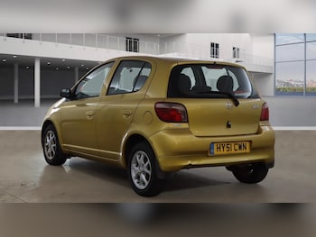 Used Toyota Yaris 2002 for sale - 76486832: Photo