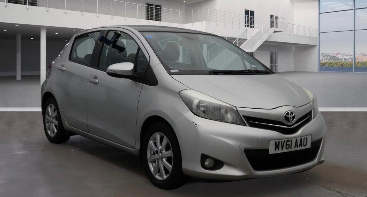 Used Toyota Yaris 2011 for sale - 76771617: Photo 1