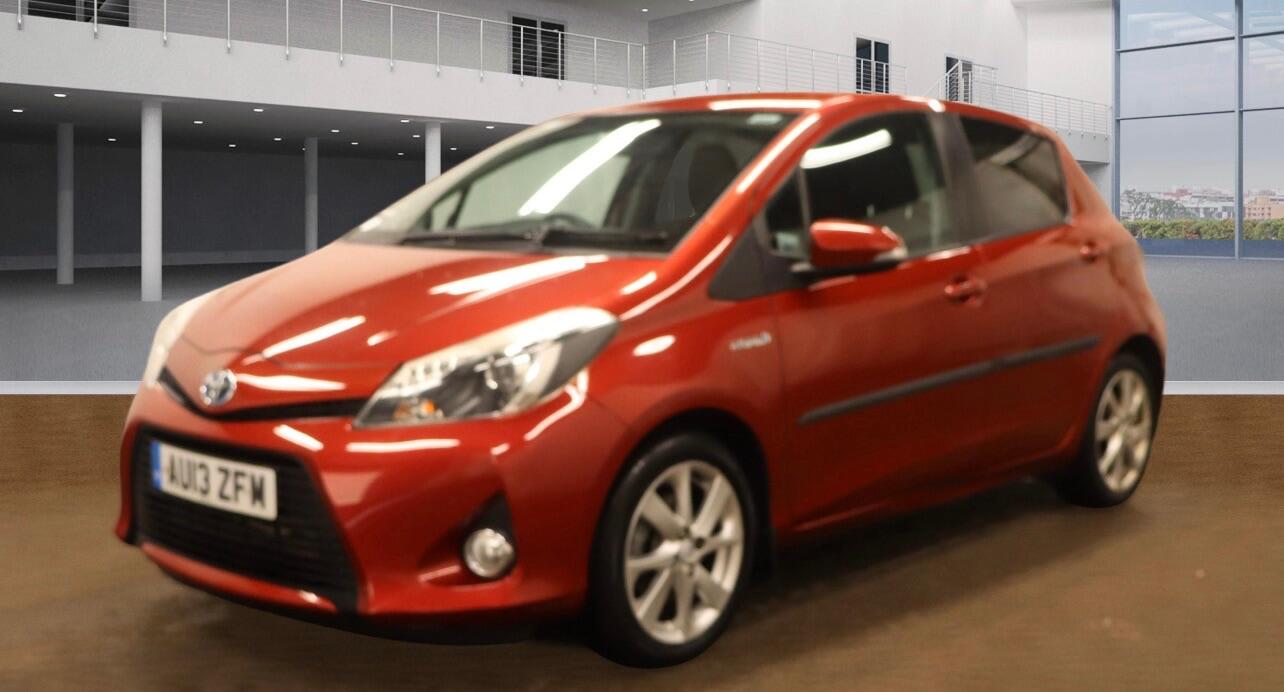 Used Toyota Yaris 2013 for sale - 76887421: Photo 2