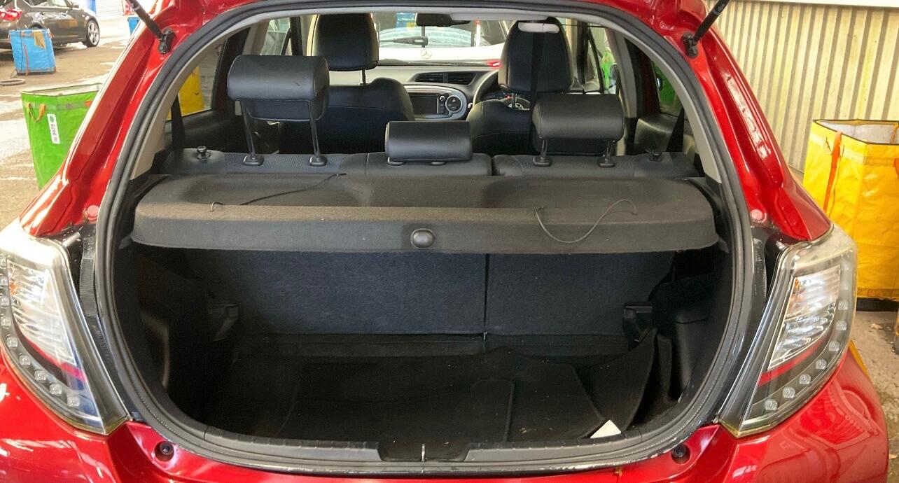 Used Toyota Yaris 2013 for sale - 76887421: Photo 5