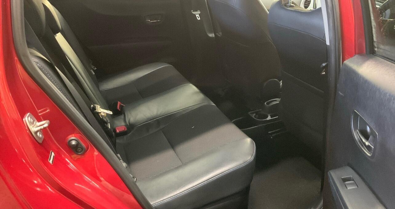 Used Toyota Yaris 2013 for sale - 76887421: Photo 6