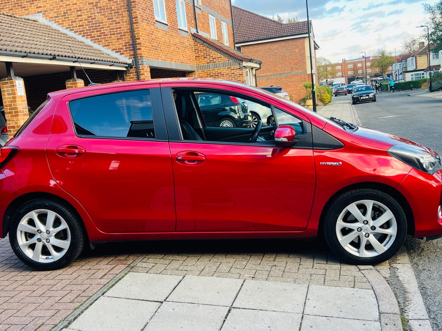 Used Toyota Yaris 2016 for sale - 76995257: Photo 20