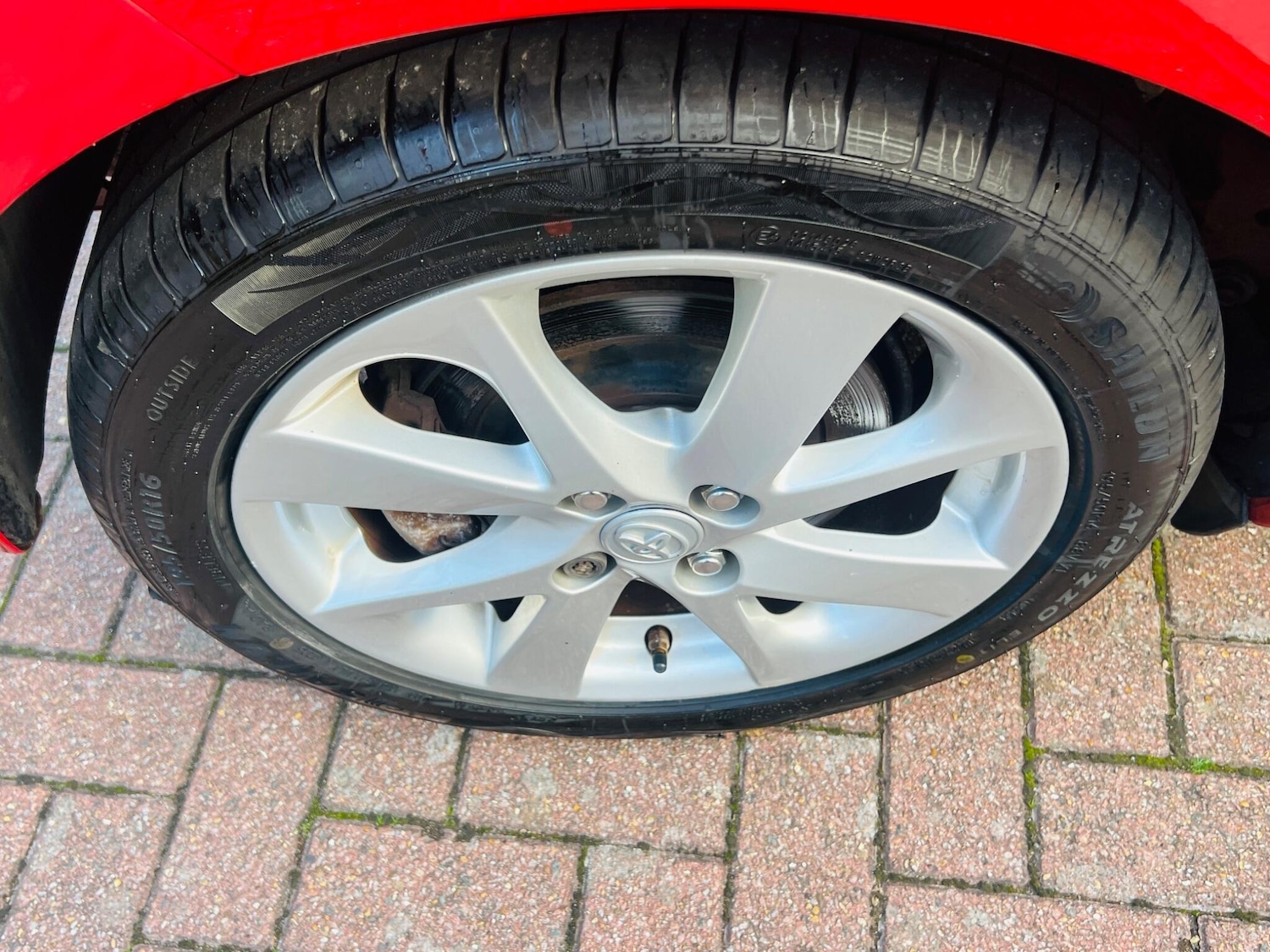 Used Toyota Yaris 2016 for sale - 76995257: Photo 34