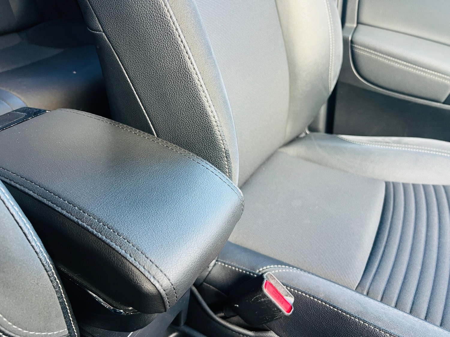 Used Toyota Yaris 2016 for sale - 76995257: Photo 48