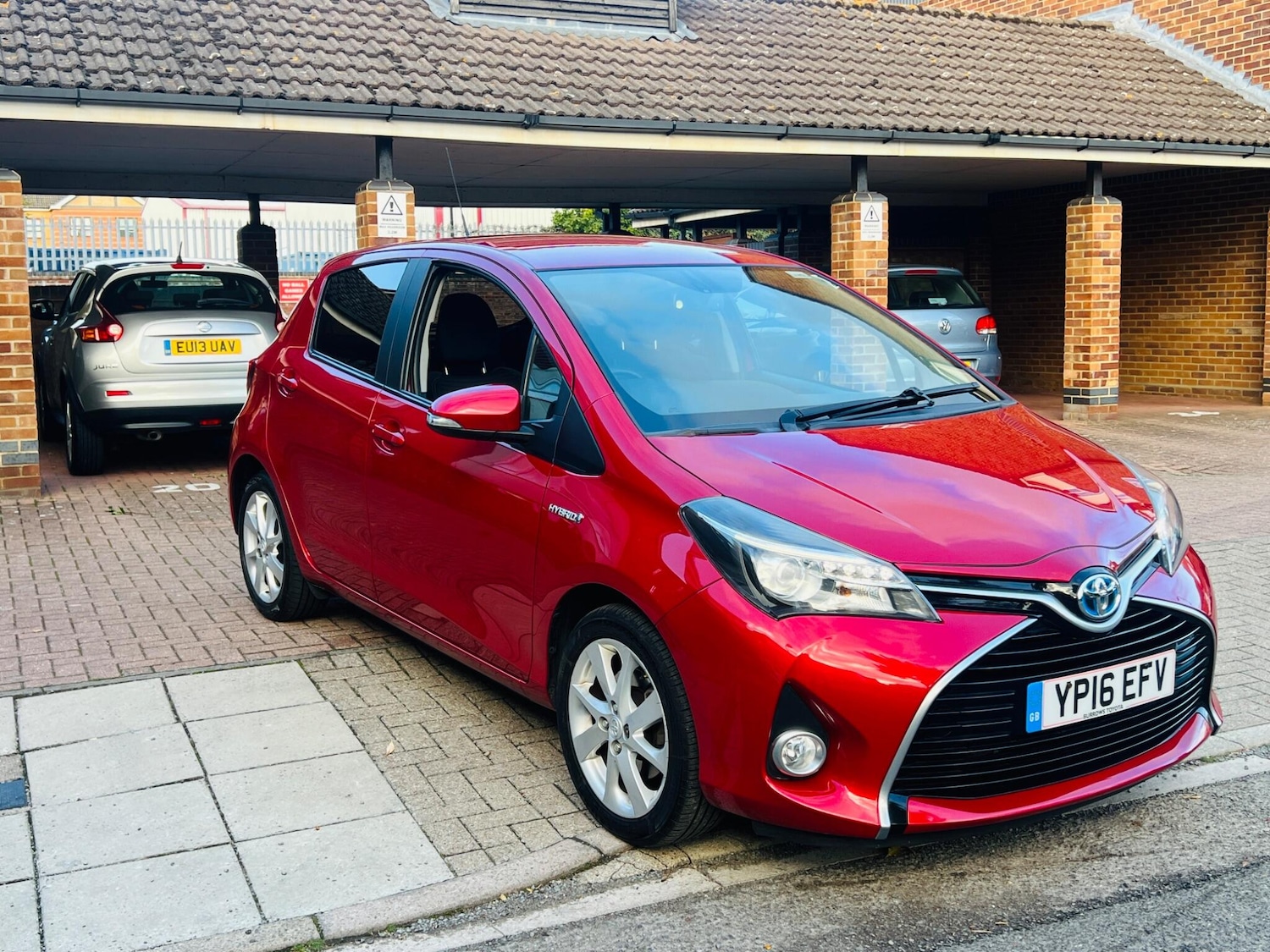 Used Toyota Yaris 2016 for sale - 76995257: Photo 8