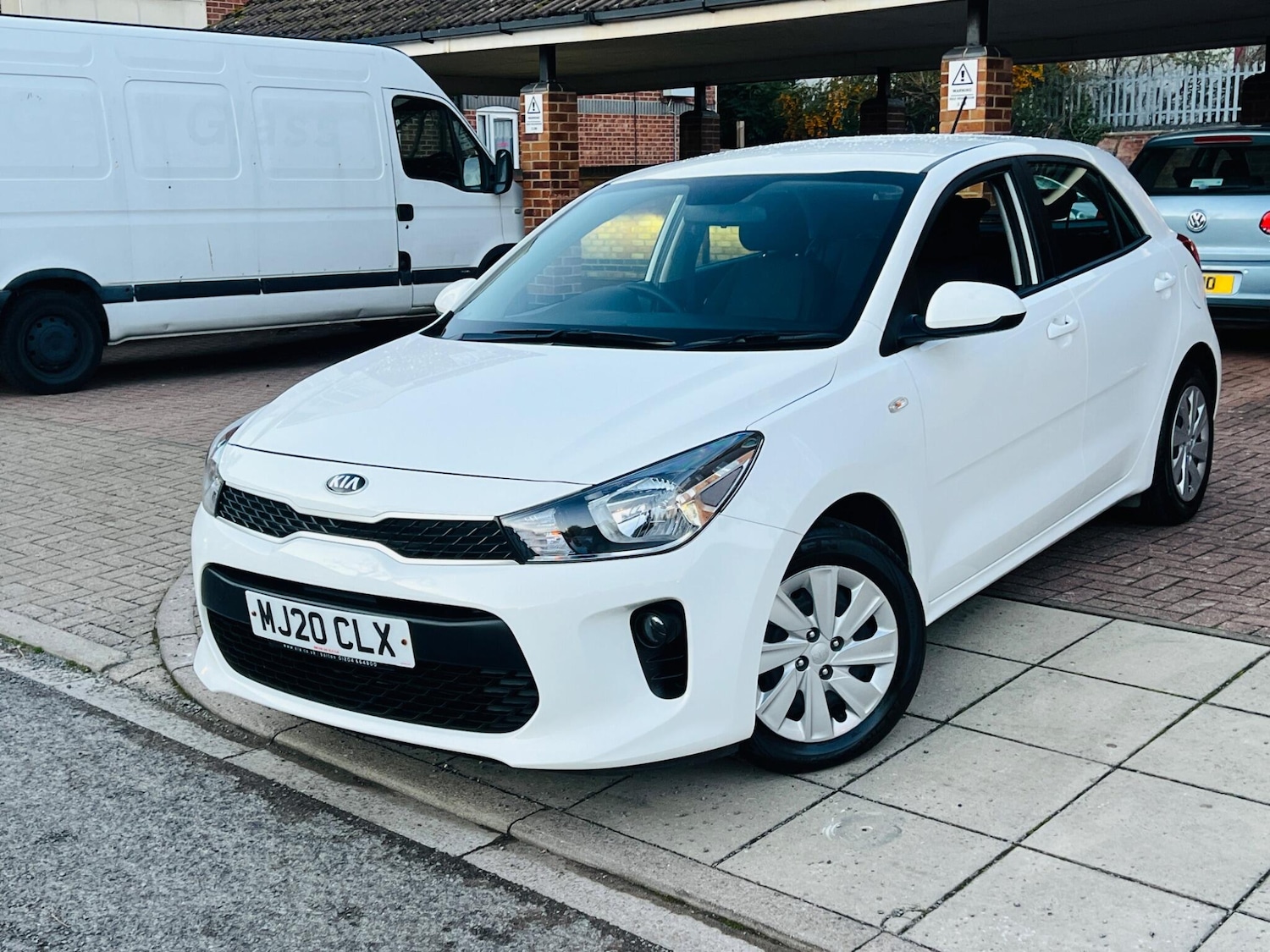 Used Kia Rio 2020 for sale - 76759316: Photo 2