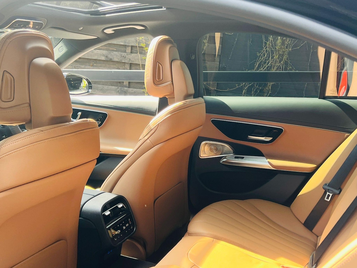 Used Mercedes-Benz E Class 2024 for sale - 76671399: Photo 42