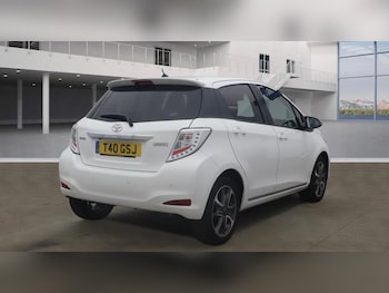 Used Toyota Yaris 2013 for sale - 76850239: Photo