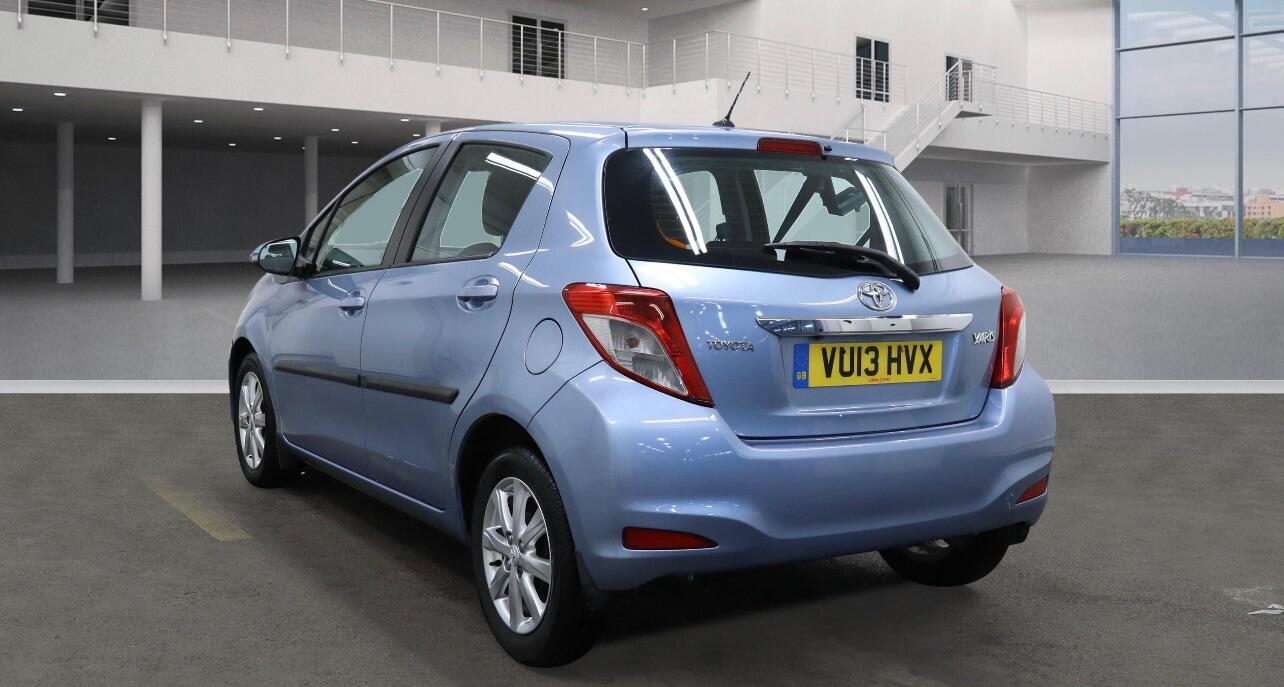 Used Toyota Yaris 2013 for sale - 76689397: Photo 3