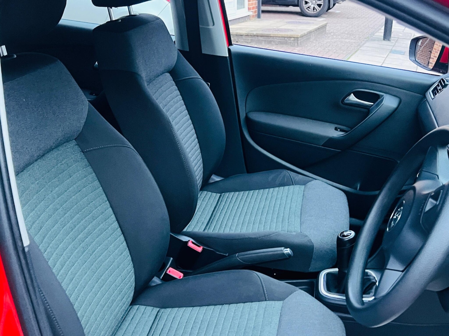 Used Volkswagen Polo 2010 for sale - 76486819: Photo 35