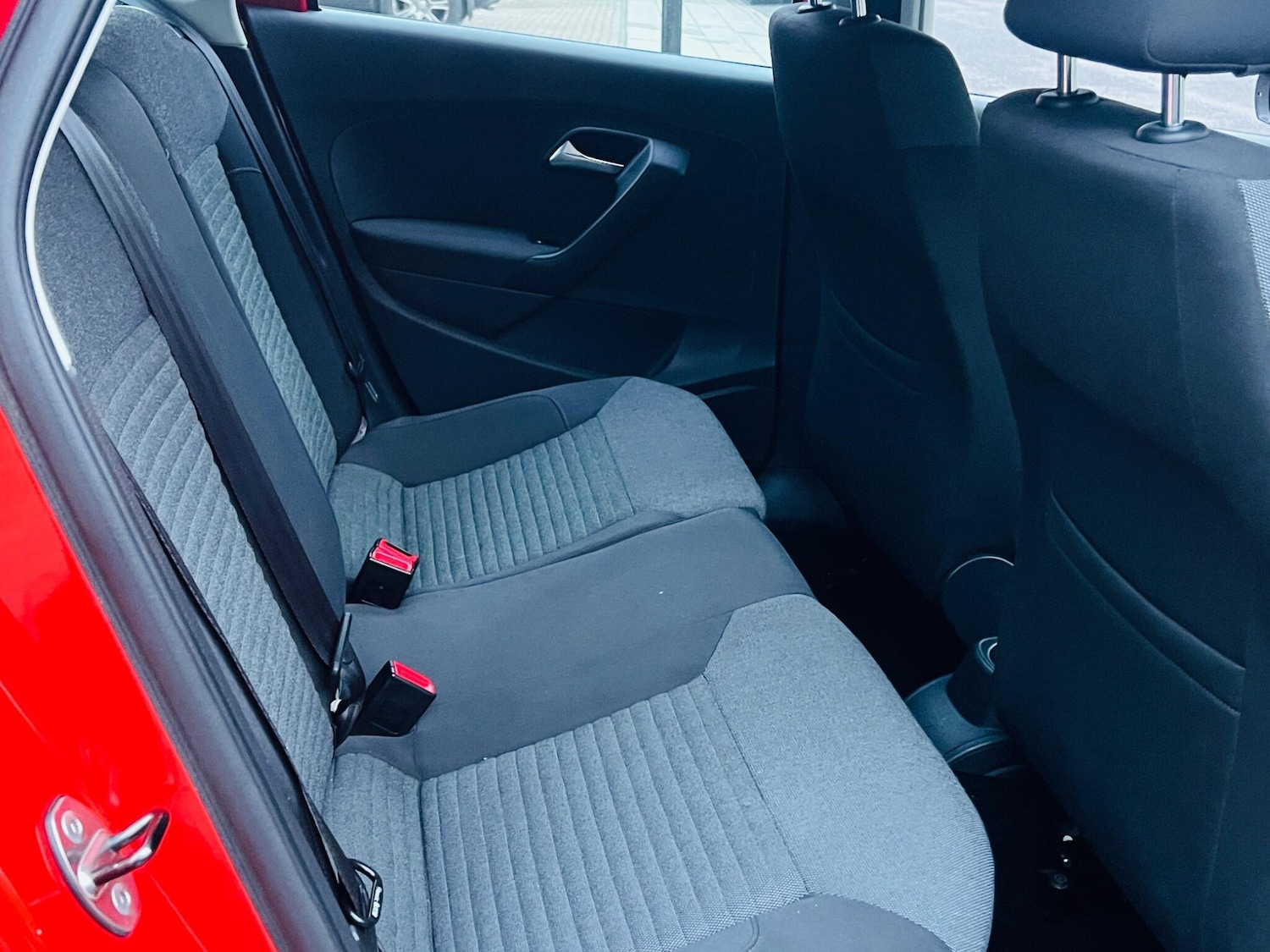 Used Volkswagen Polo 2010 for sale - 76486819: Photo 40