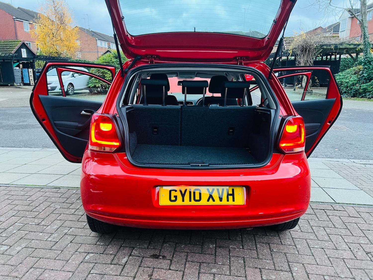 Used Volkswagen Polo 2010 for sale - 76486819: Photo 51