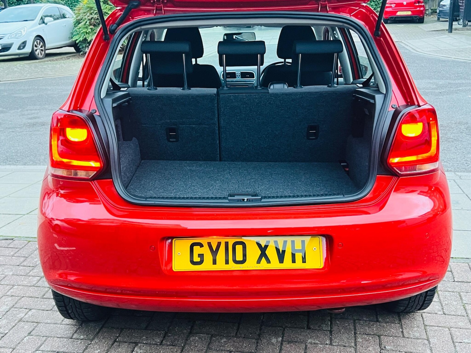 Used Volkswagen Polo 2010 for sale - 76486819: Photo 52