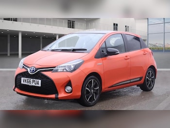 Used Toyota Yaris 2016 for sale - 76913200: Photo