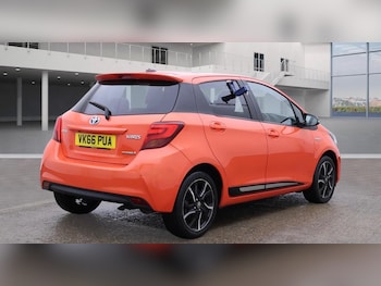 Used Toyota Yaris 2016 for sale - 76913200: Photo