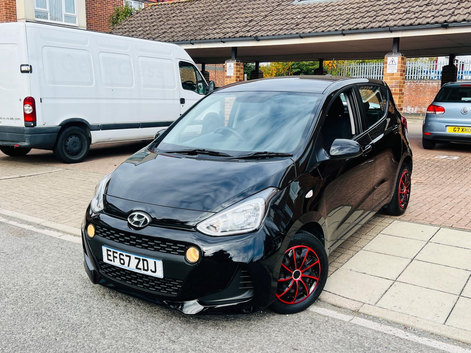 Used Hyundai i10 2018 for sale - 76486844: Photo 13