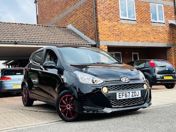 Used Hyundai i10 2018 for sale - 76486844: Photo