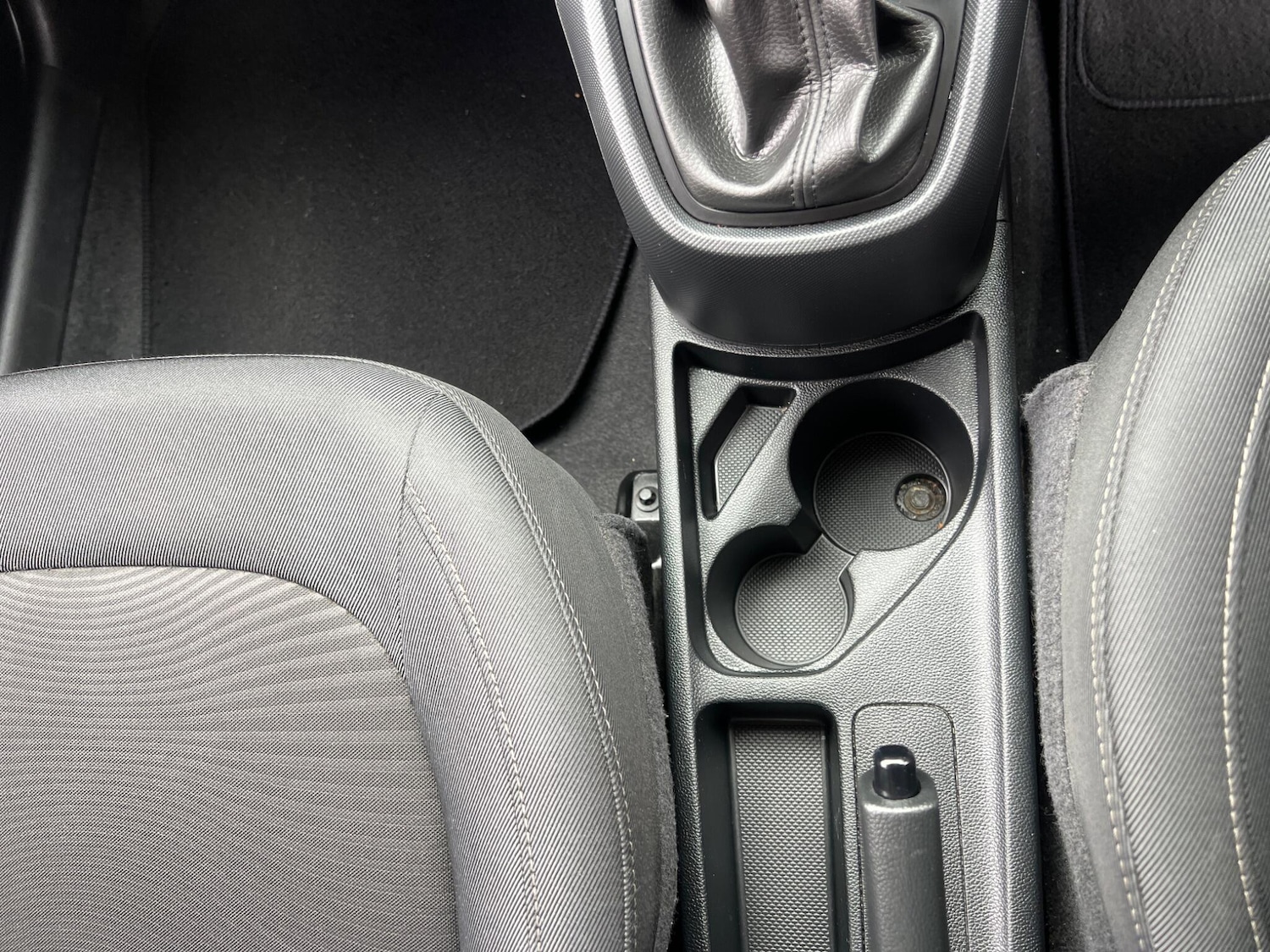 Used Hyundai i10 2018 for sale - 76486844: Photo 28