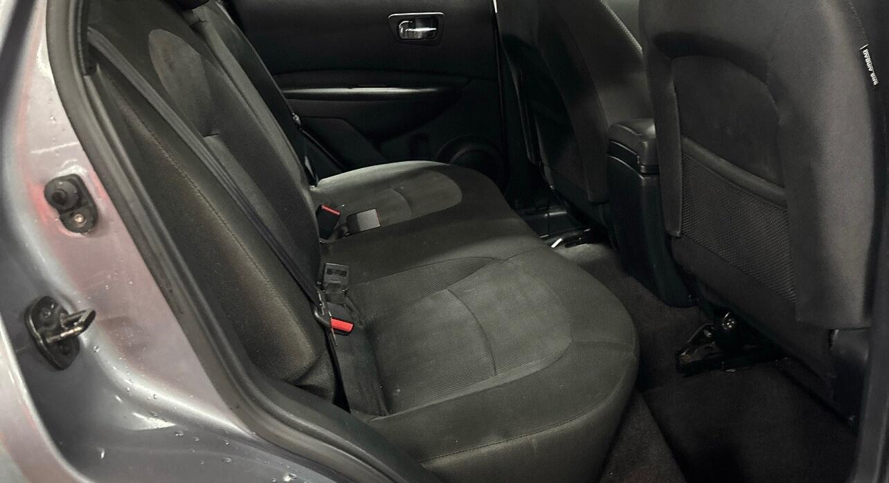 Used Nissan Qashqai 2011 for sale - 76975627: Photo 8