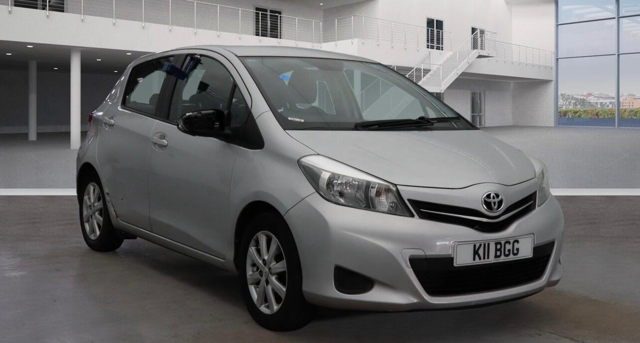 Used Toyota Yaris 2012 for sale - 76702321: Photo 1