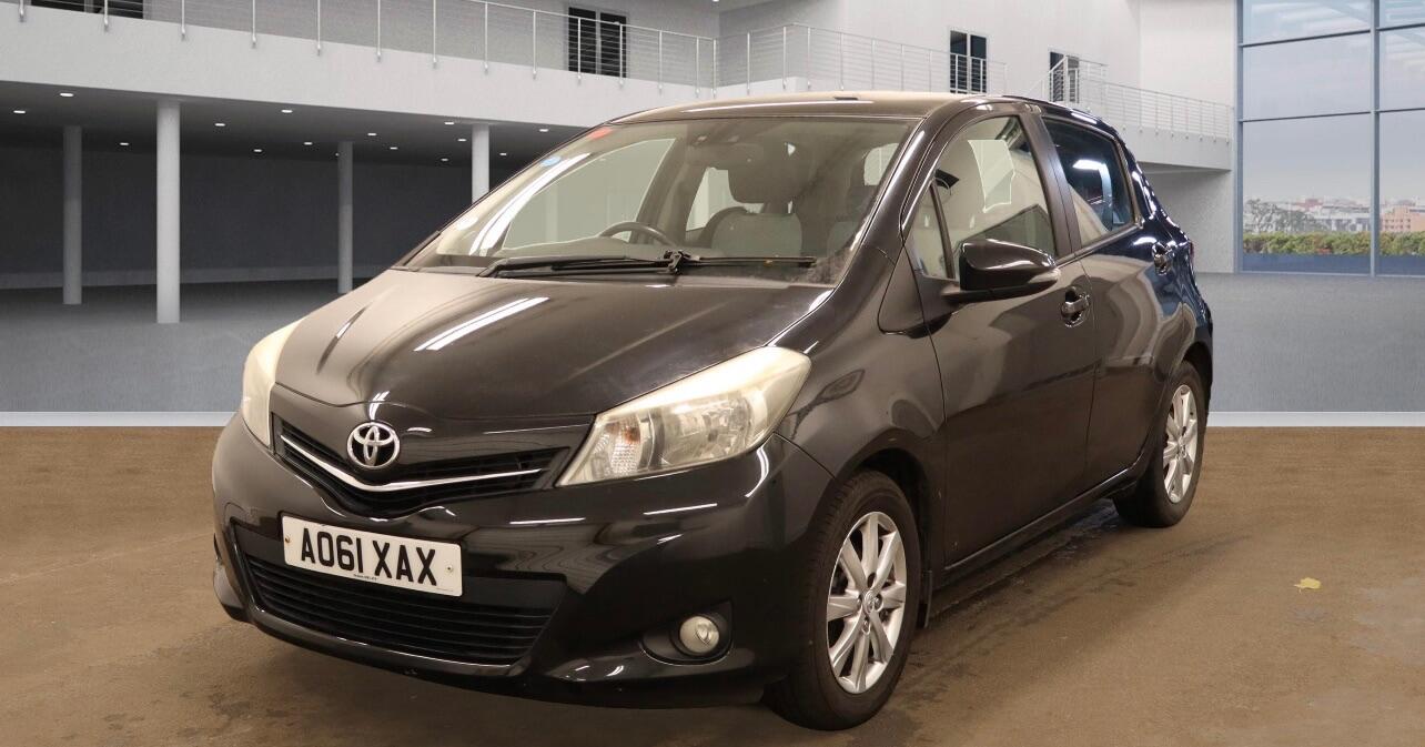 Used Toyota Yaris 2012 for sale - 76486840: Photo 2