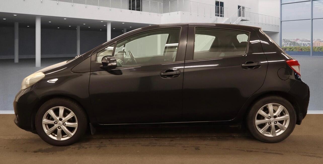 Used Toyota Yaris 2012 for sale - 76486840: Photo 6