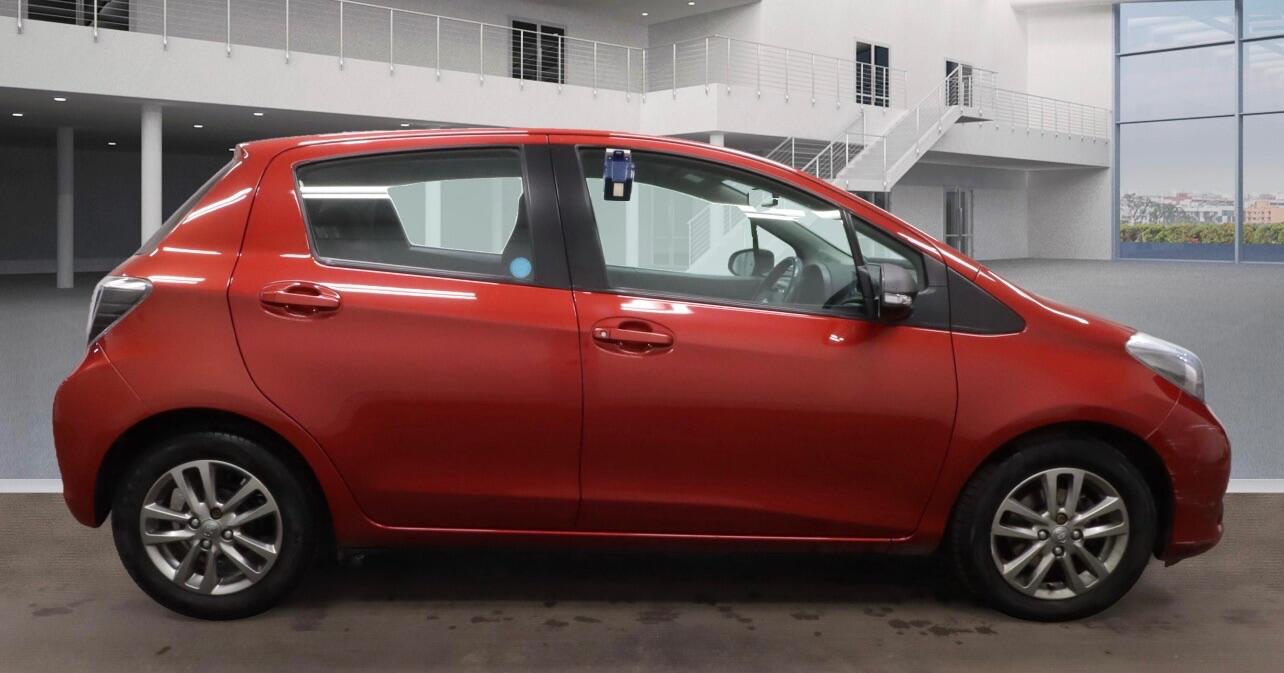 Used Toyota Yaris 2014 for sale - 76486820: Photo 5