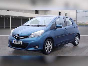 Used Toyota Yaris 2011 for sale - 76486826: Photo